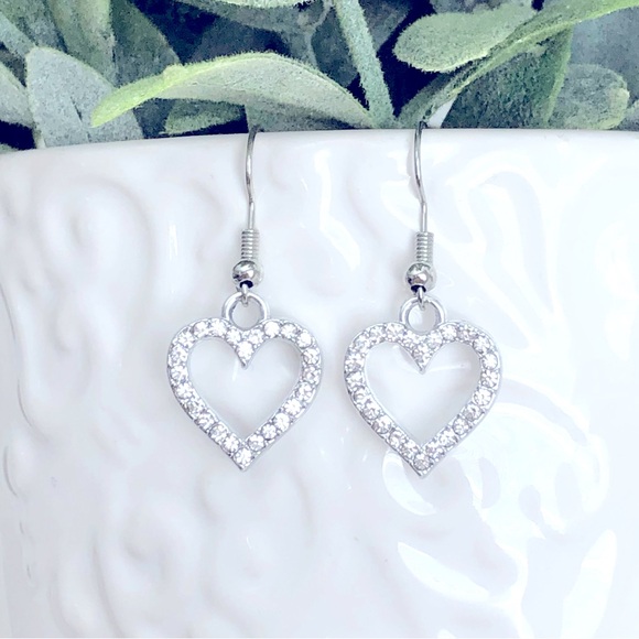 New Sparkling Rhinestone Dangle Drop Earrings Heart Hoop Elegant Gift Wedding - Picture 1 of 6